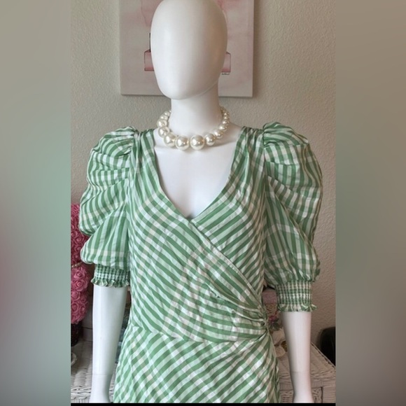 Cinq à Sept Gia Kacey Printed Faux Wrap Dress in green and white colors size 12 - Picture 3 of 12